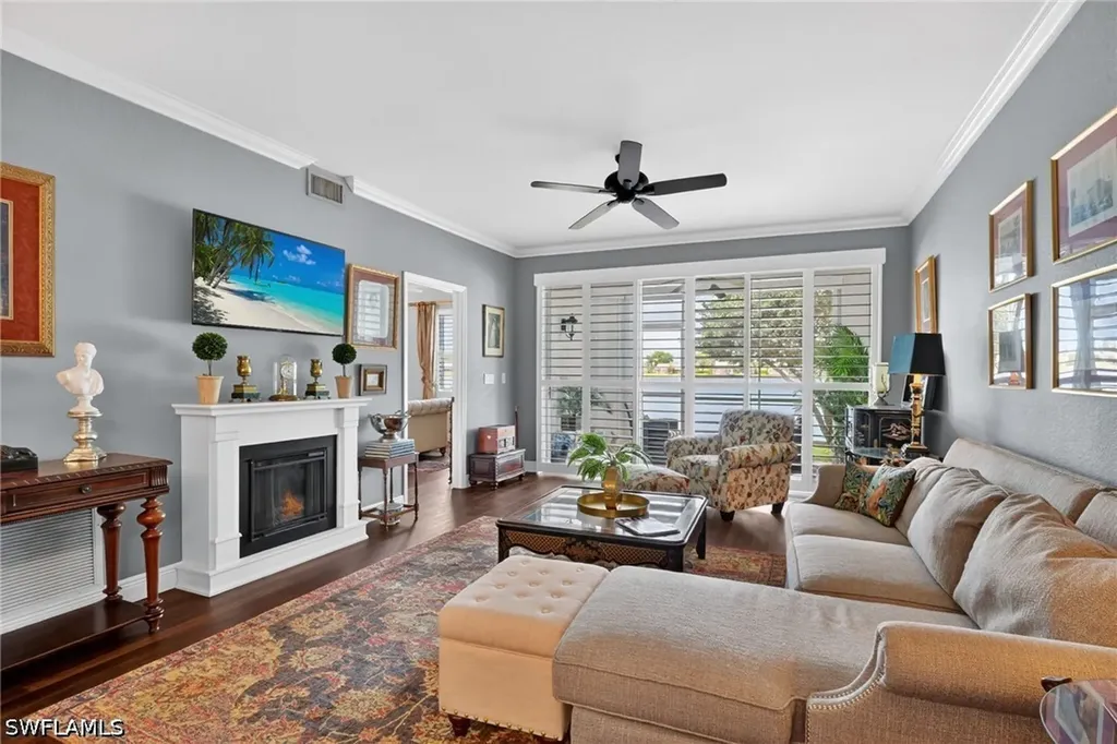 3330 W Crown Pointe Boulevard Naples FL 34112