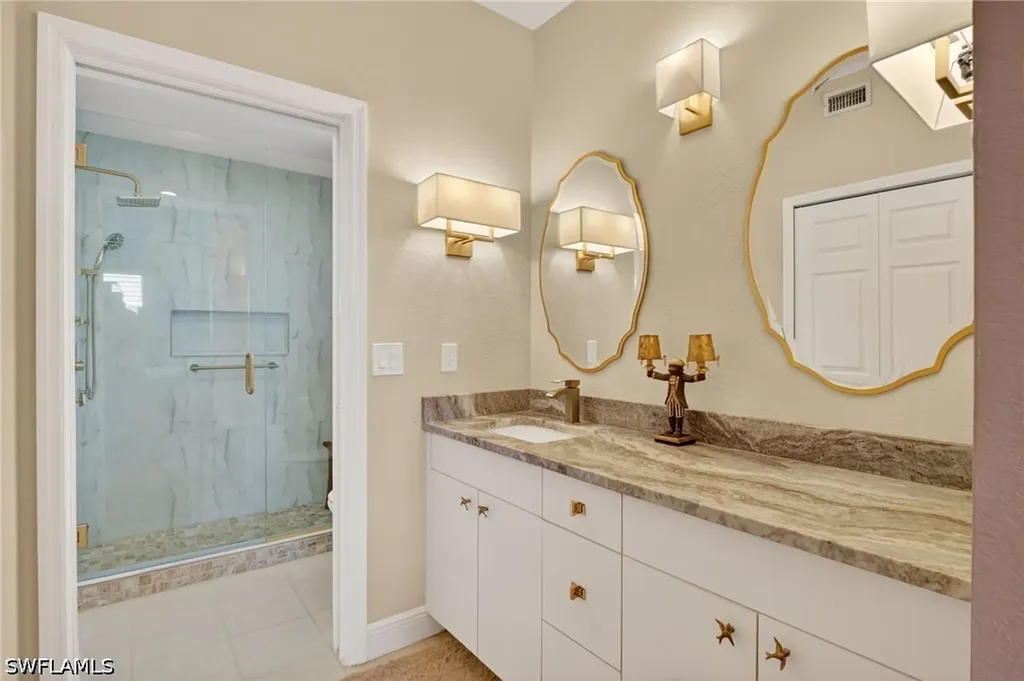 3330 W Crown Pointe Boulevard Naples FL 34112