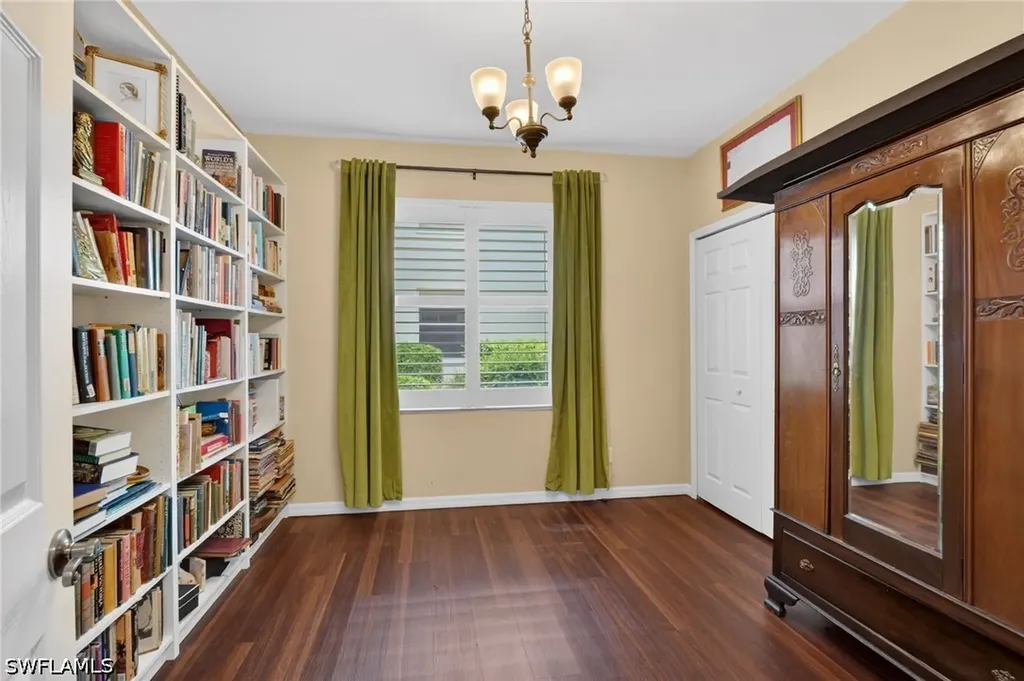 3330 W Crown Pointe Boulevard Naples FL 34112