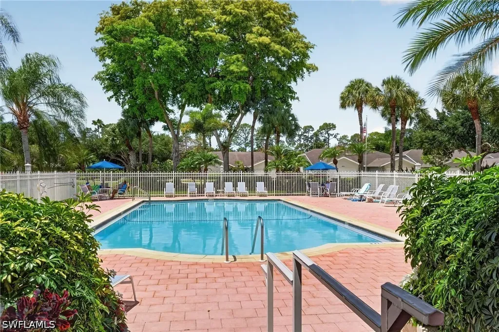3330 W Crown Pointe Boulevard Naples FL 34112