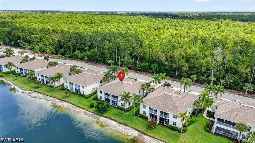 3330 W Crown Pointe Boulevard Naples FL 34112