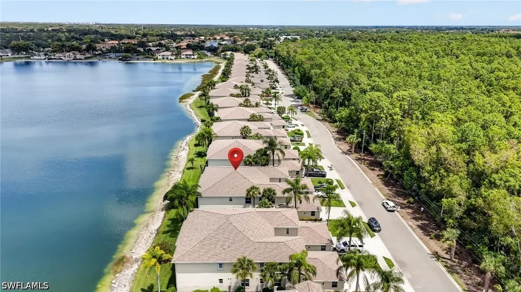3330 W Crown Pointe Boulevard Naples FL 34112
