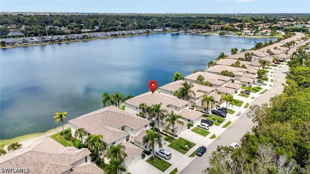 3330 W Crown Pointe Boulevard Naples FL 34112