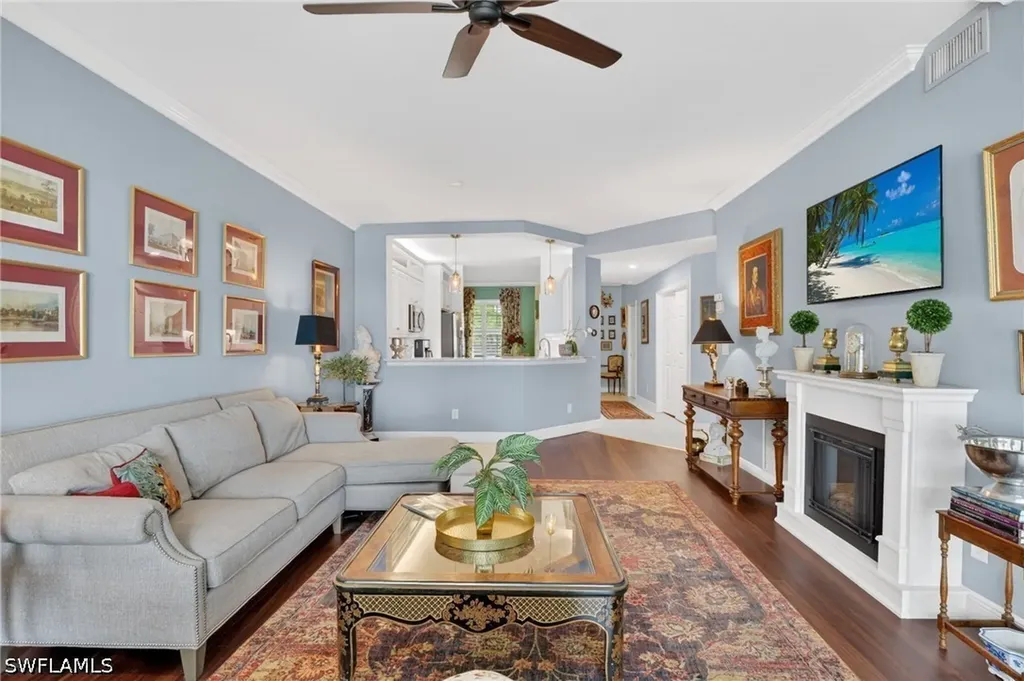 3330 W Crown Pointe Boulevard Naples FL 34112