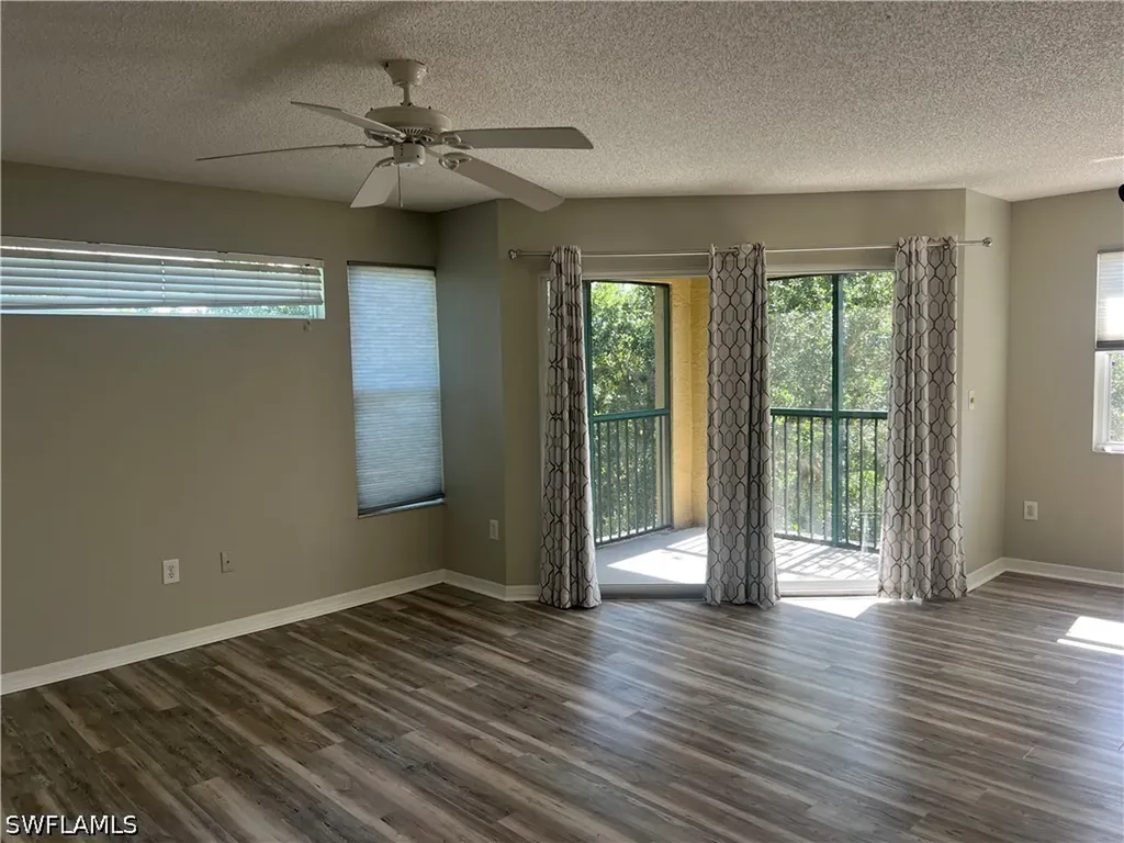 8960 Colonnades Court E Bonita Springs FL 34135