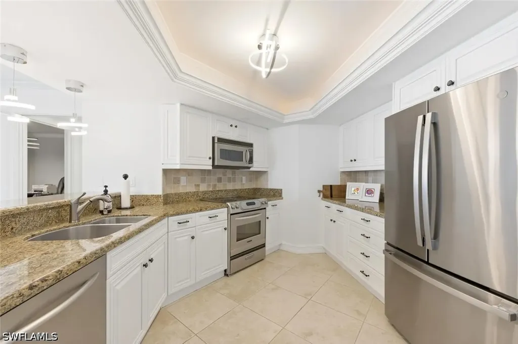 4751 Gulf Shore Boulevard N Naples FL 34103