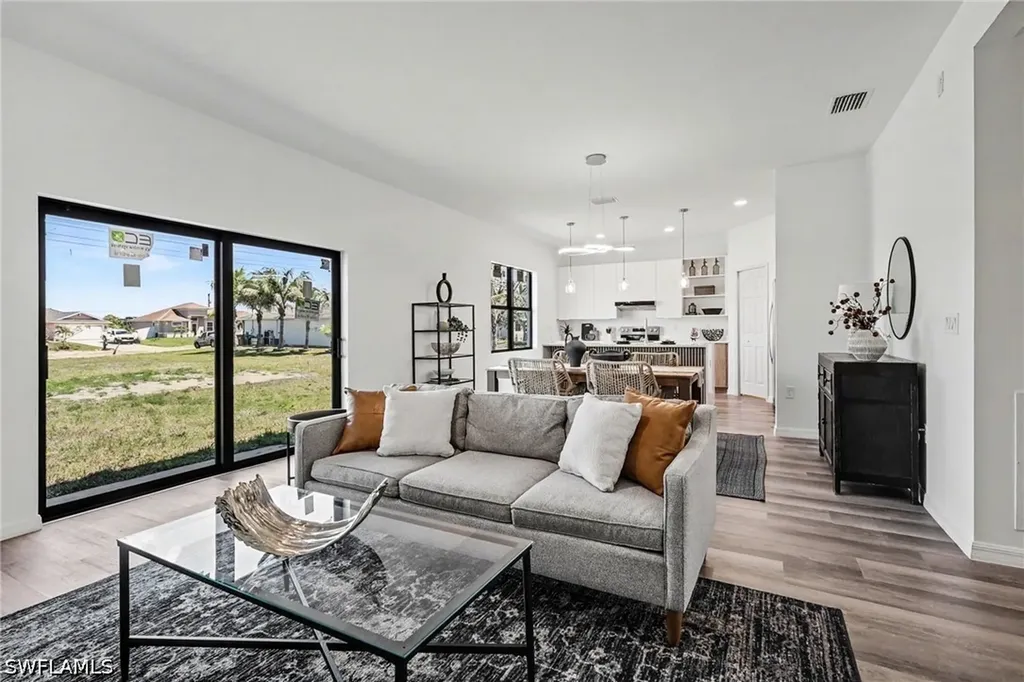 1727 NE 12th Terrace Cape Coral FL 33909