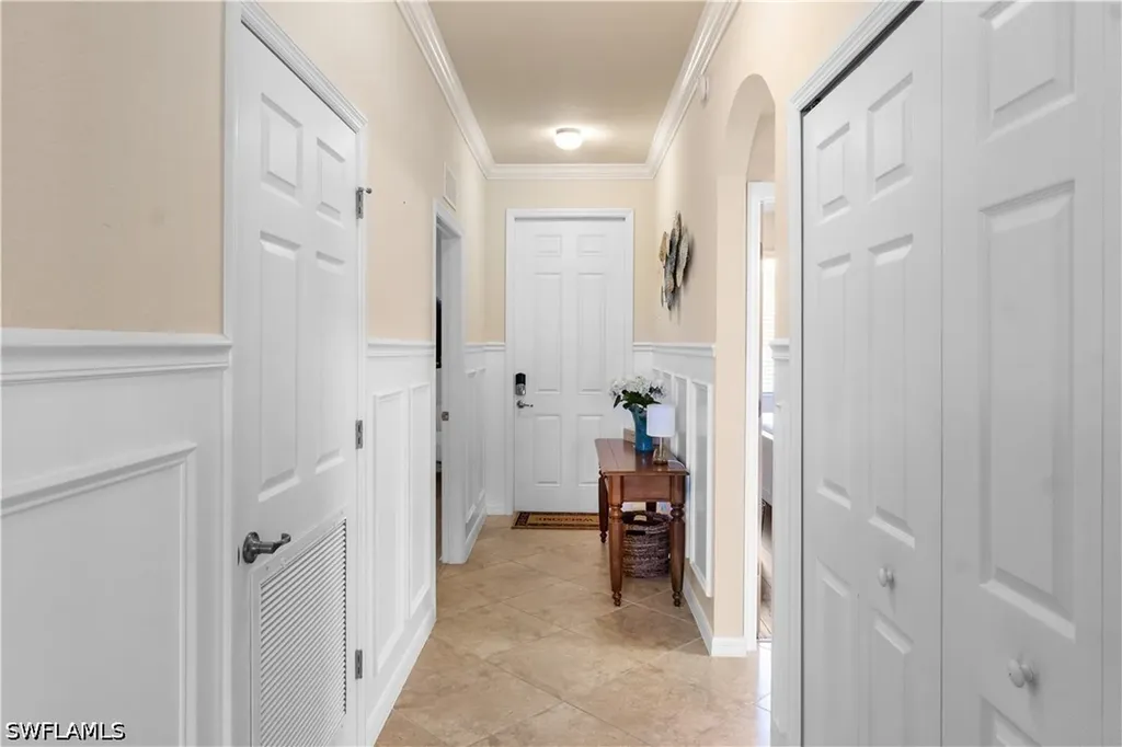 9727 Acqua Court Naples FL 34113