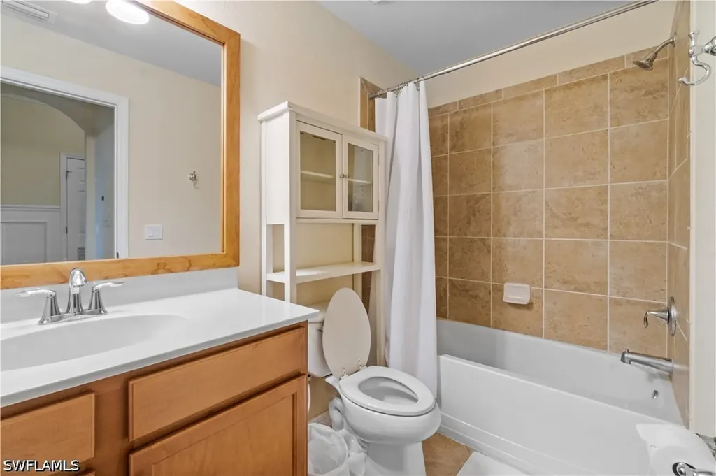 9727 Acqua Court Naples FL 34113