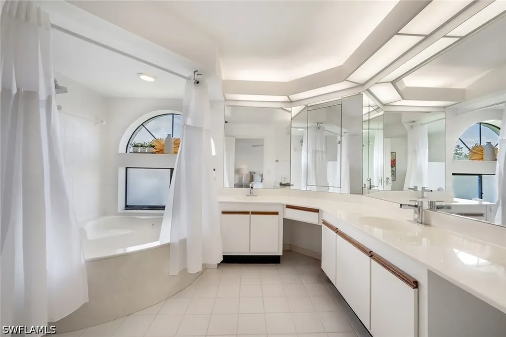 577 Beachwalk Circle Naples FL 34108