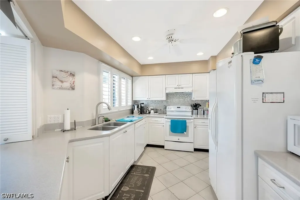577 Beachwalk Circle Naples FL 34108