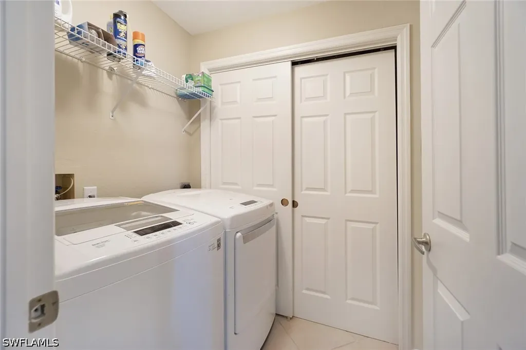 2220 Chesterbrook Court Naples FL 34109
