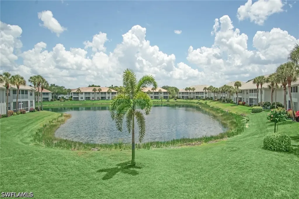 2220 Chesterbrook Court Naples FL 34109