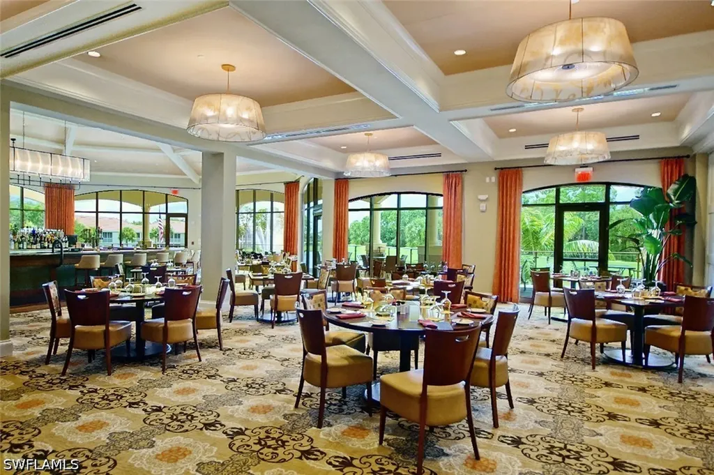 2220 Chesterbrook Court Naples FL 34109