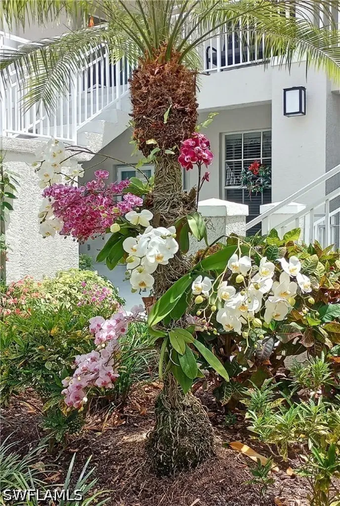 2220 Chesterbrook Court Naples FL 34109