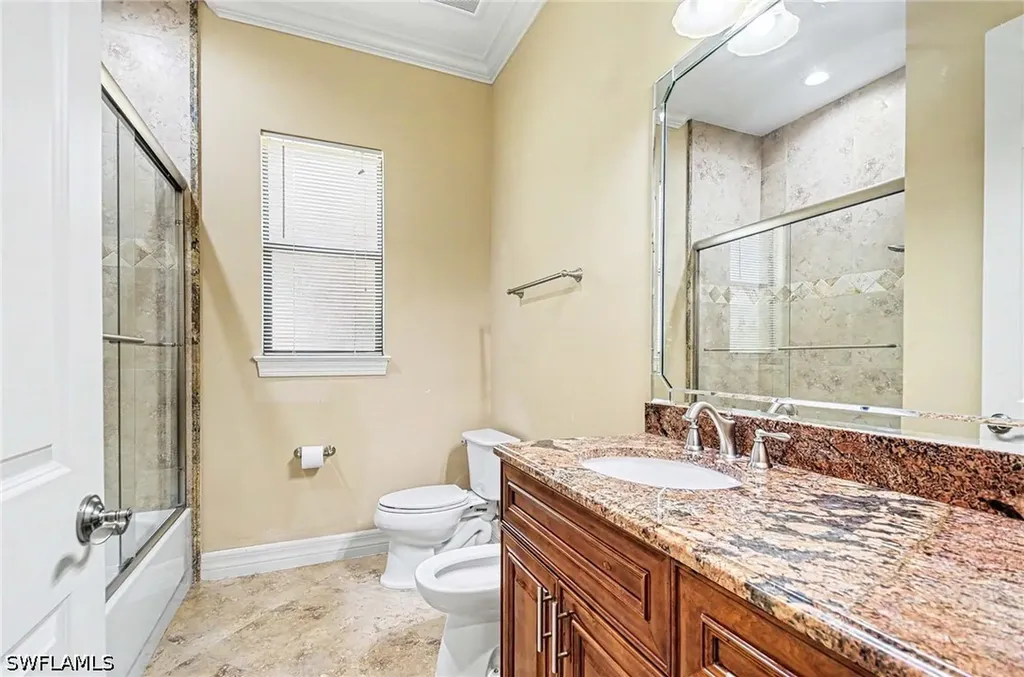 672 Fairway Terrace Naples FL 34103