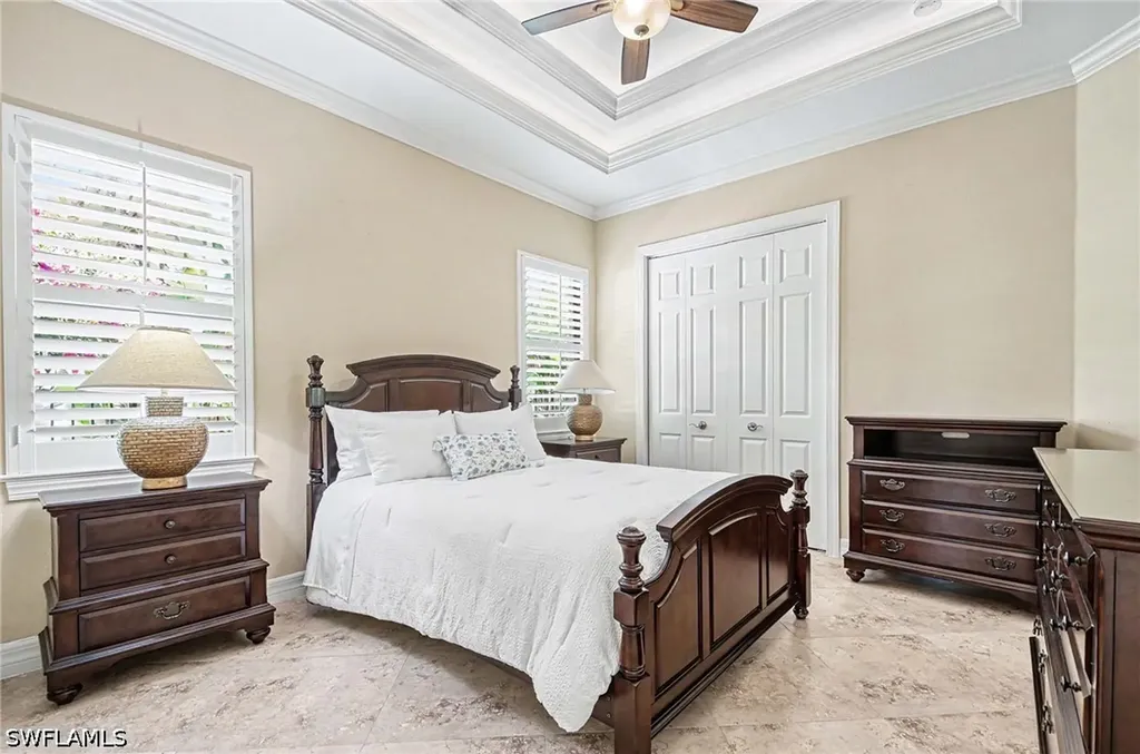 672 Fairway Terrace Naples FL 34103