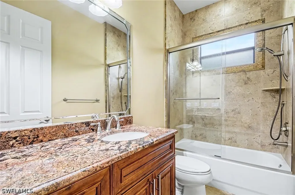 672 Fairway Terrace Naples FL 34103
