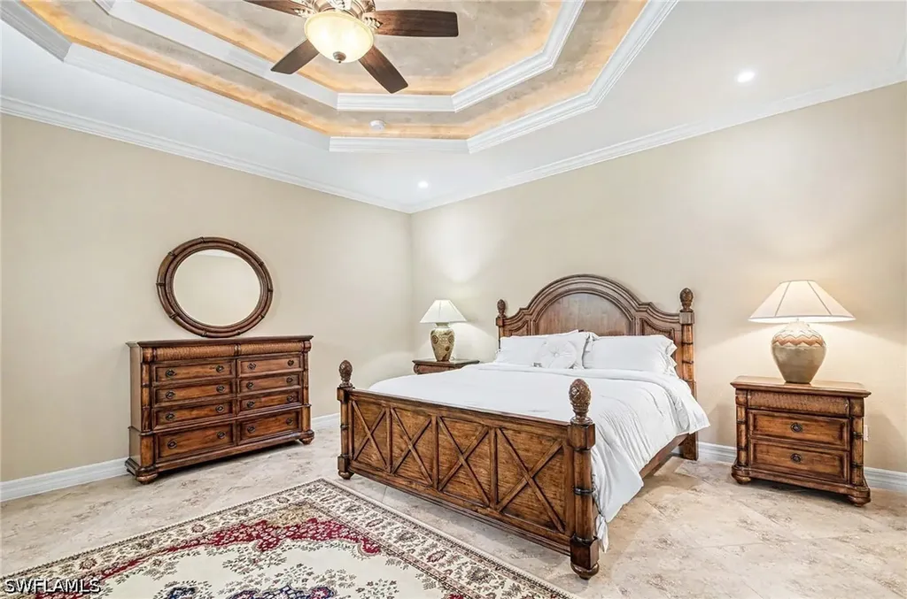 672 Fairway Terrace Naples FL 34103