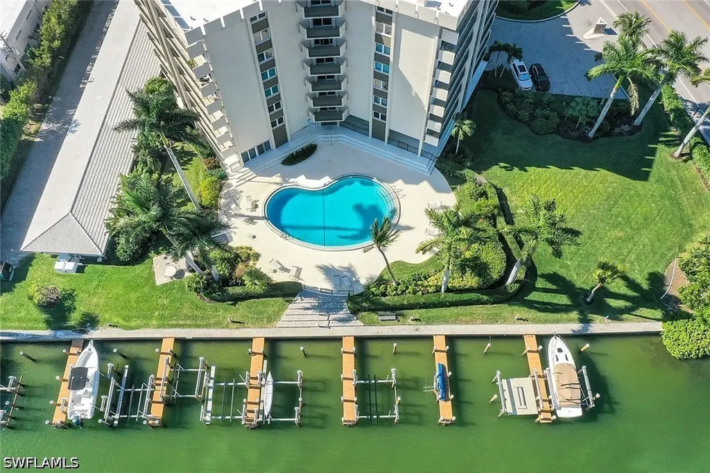 2150 Gulf Shore Boulevard N Naples FL 34102