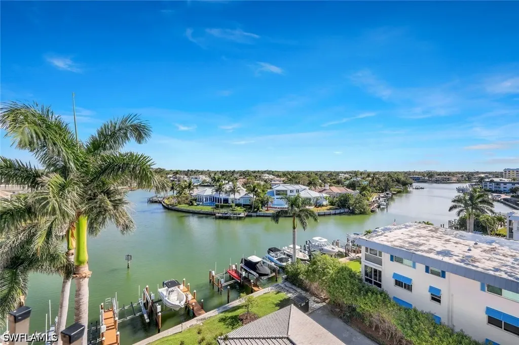 2150 Gulf Shore Boulevard N Naples FL 34102