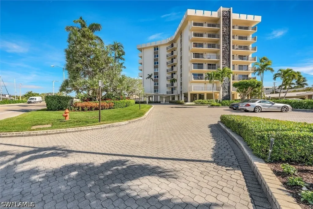 2150 Gulf Shore Boulevard N Naples FL 34102