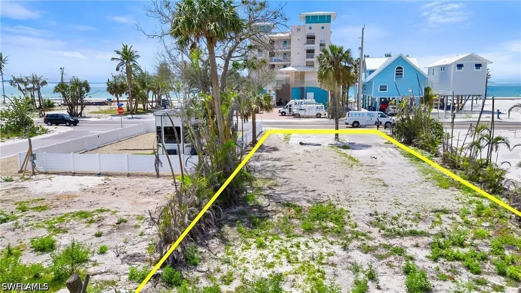 5421 / 5425 Estero Boulevard Fort Myers Beach FL 33931