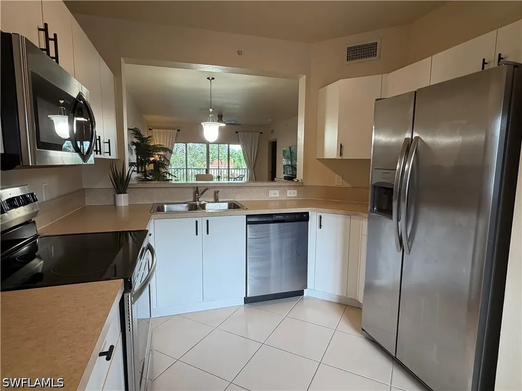 7839 Regal Heron Circle Naples FL 34104