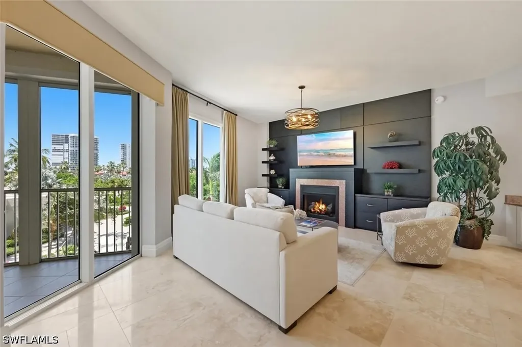 4501 Gulf Shore Boulevard N Naples FL 34103