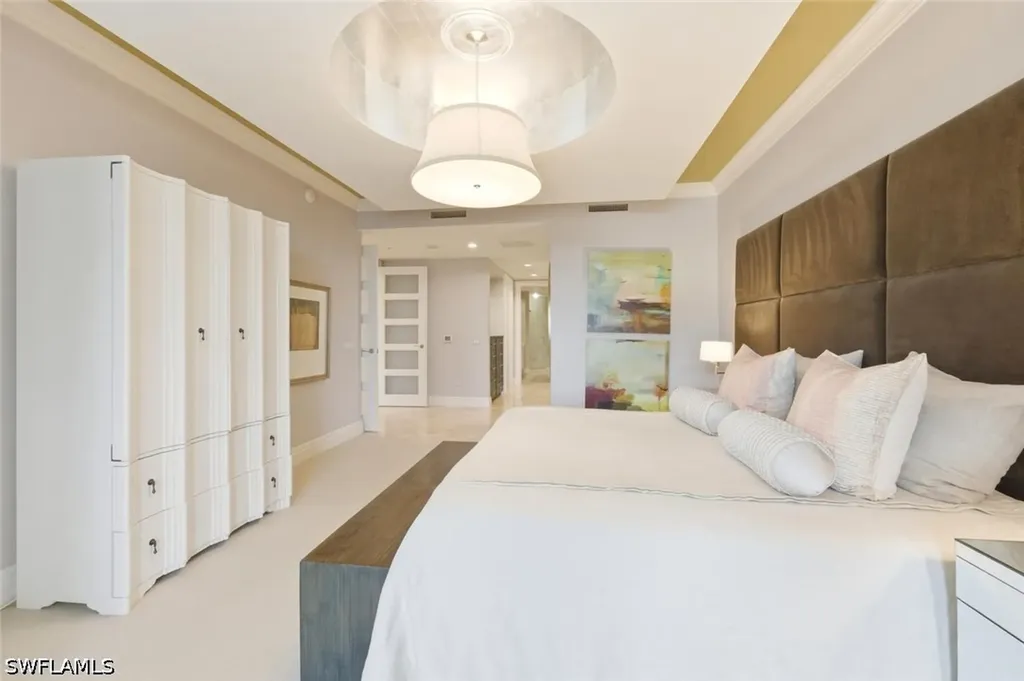 4501 Gulf Shore Boulevard N Naples FL 34103