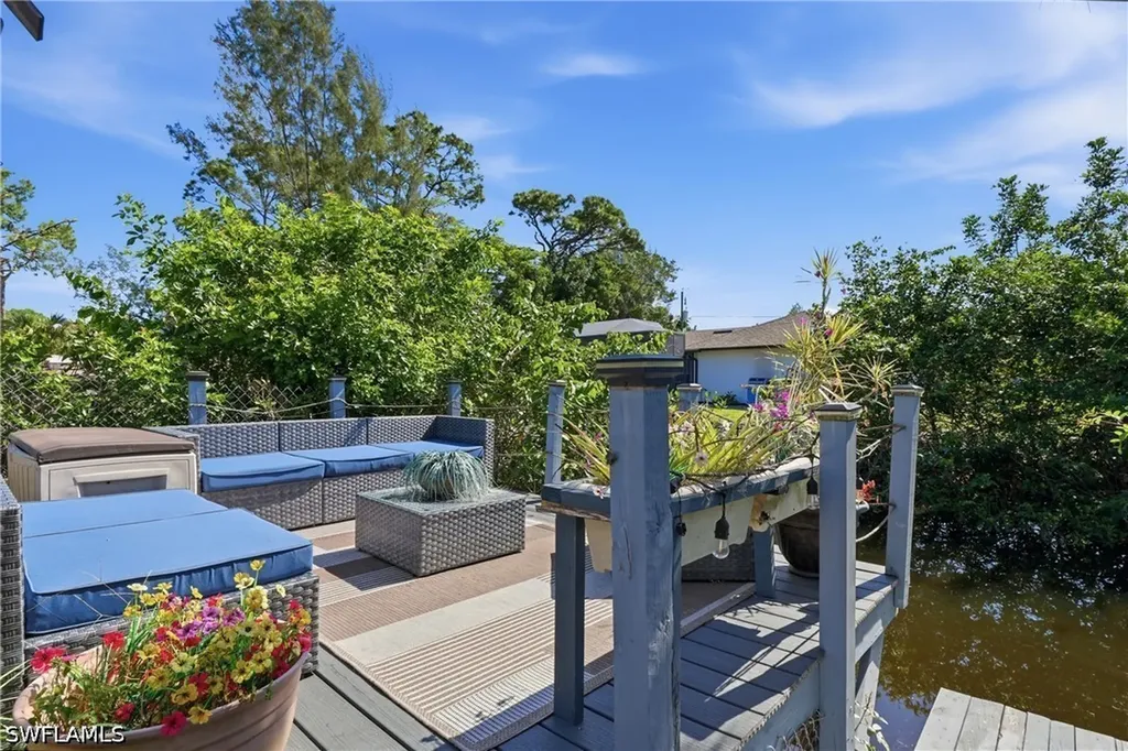 27099 Holly Lane Bonita Springs FL 34135