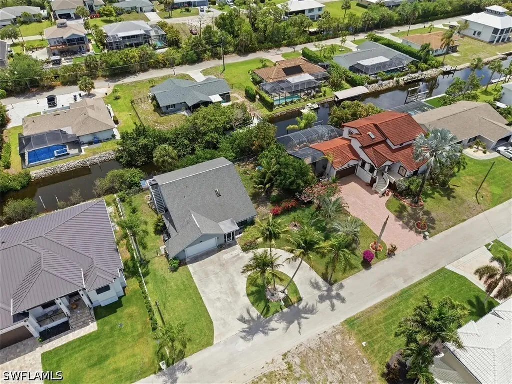 27099 Holly Lane Bonita Springs FL 34135