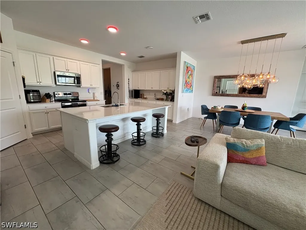 2458 Orchard Street Naples FL 34120