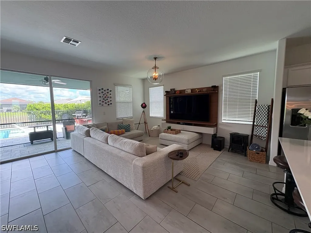 2458 Orchard Street Naples FL 34120