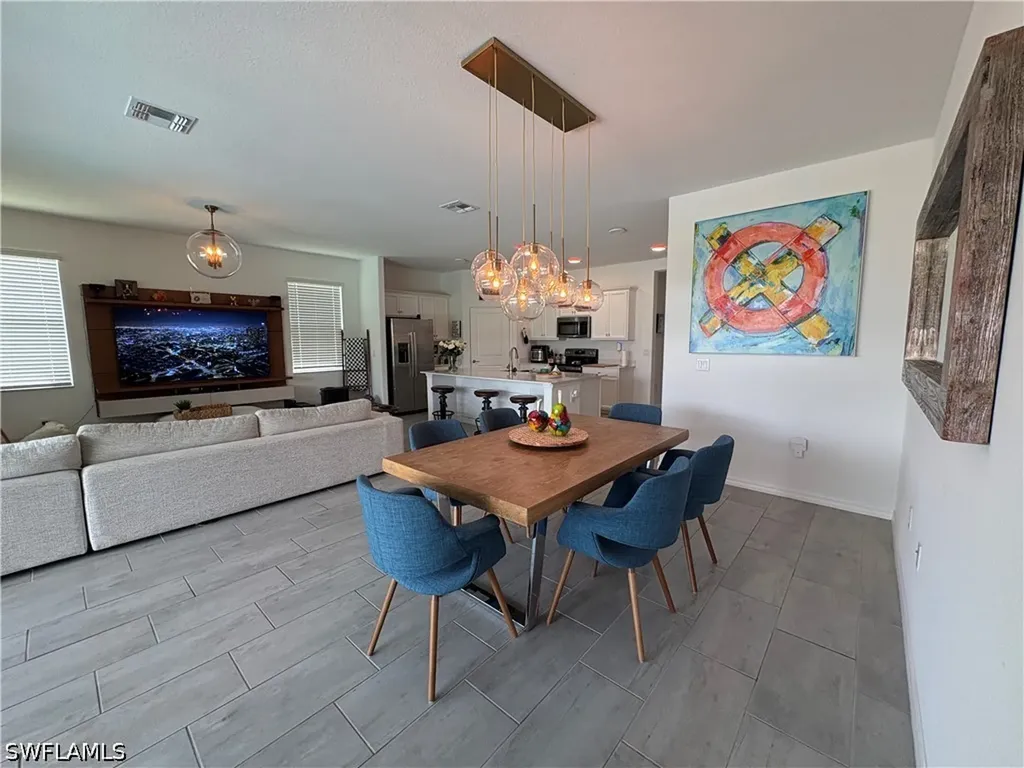 2458 Orchard Street Naples FL 34120