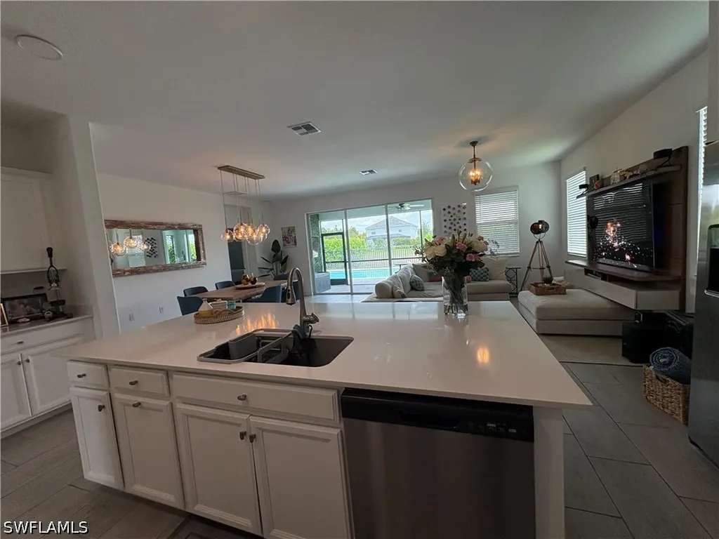 2458 Orchard Street Naples FL 34120