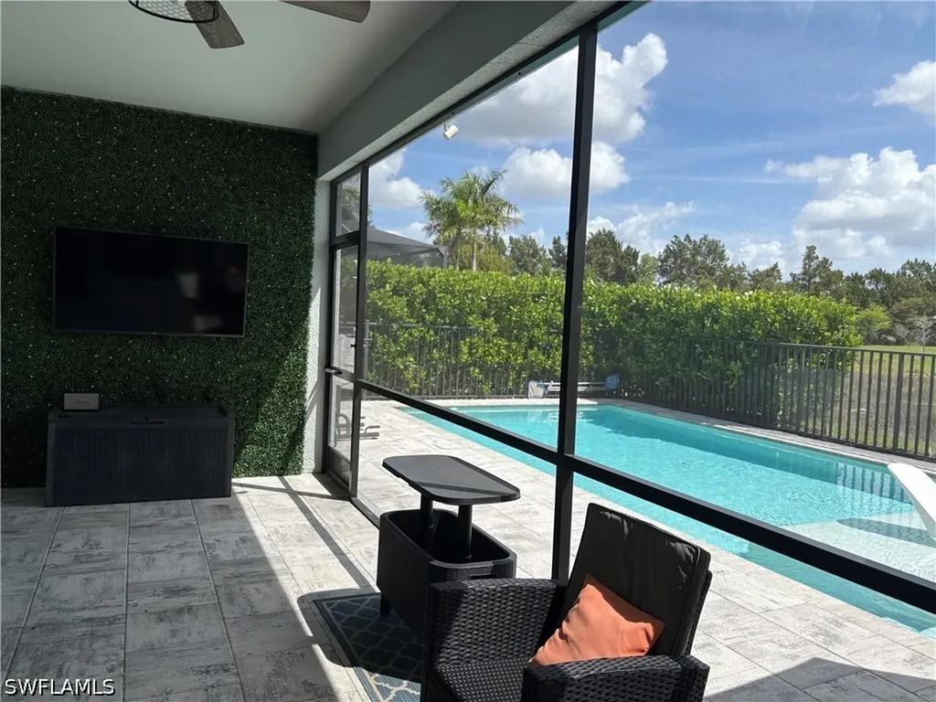 2458 Orchard Street Naples FL 34120
