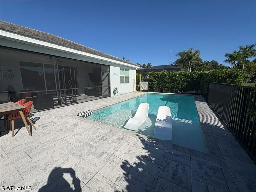 2458 Orchard Street Naples FL 34120