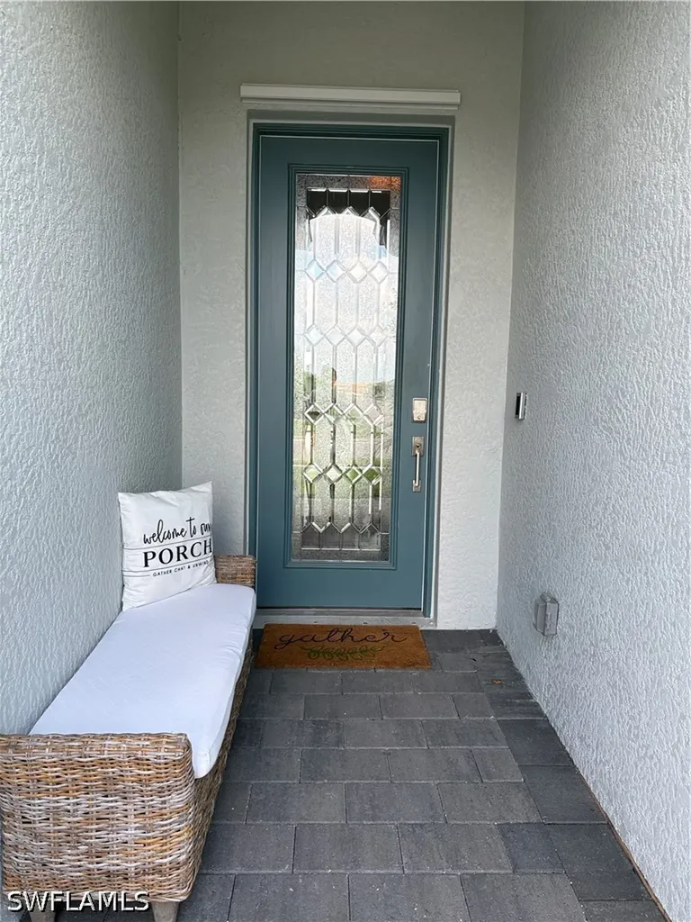 2458 Orchard Street Naples FL 34120