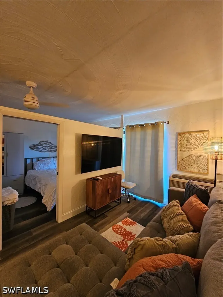 828 Wiggins Pass Road Naples FL 34110