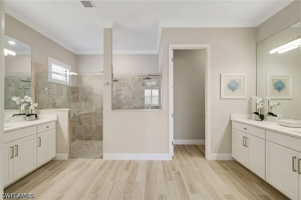 28003 Wicklow Court Bonita Springs FL 34135