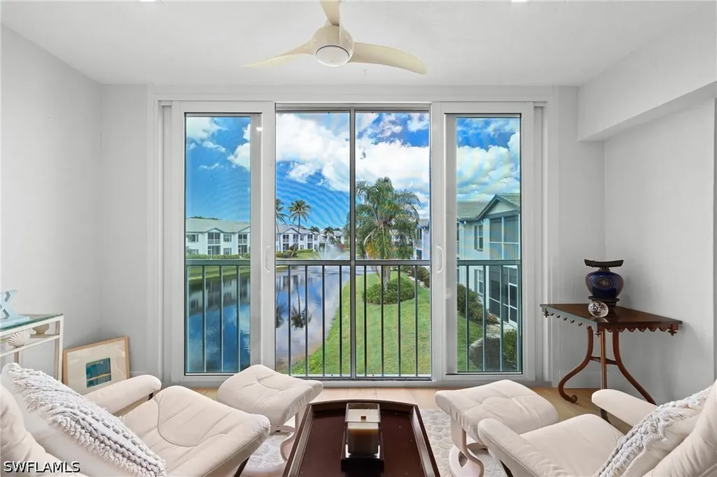 818 Tanbark Drive Naples FL 34108