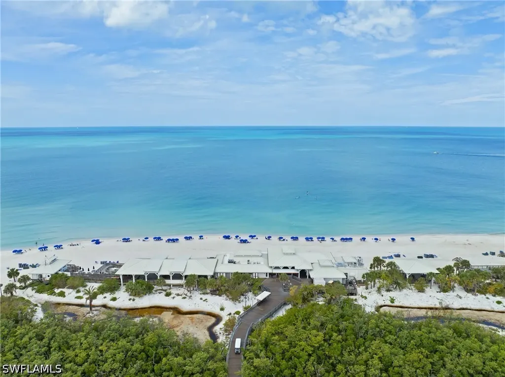 818 Tanbark Drive Naples FL 34108