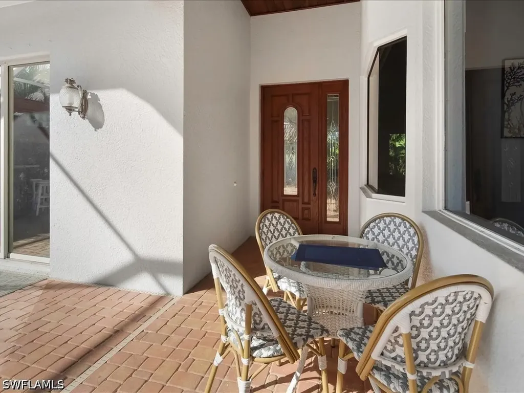 1309 Briarwood Court Naples FL 34104