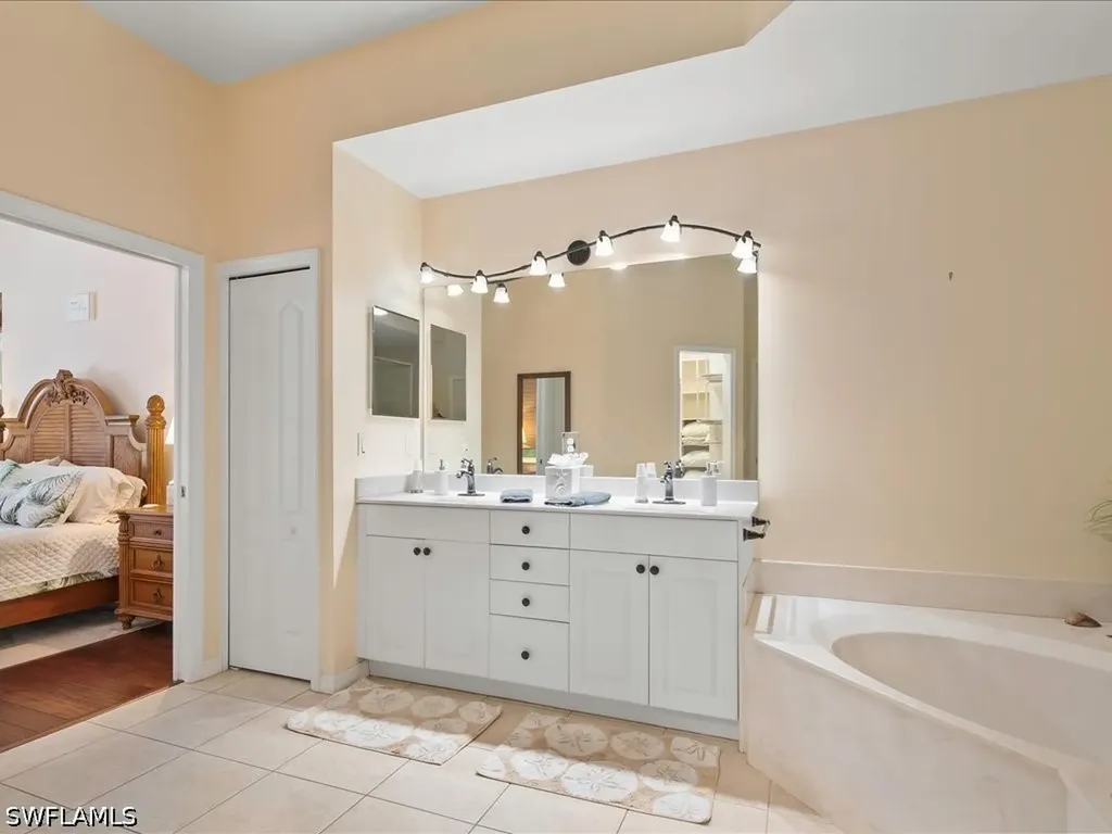 1309 Briarwood Court Naples FL 34104