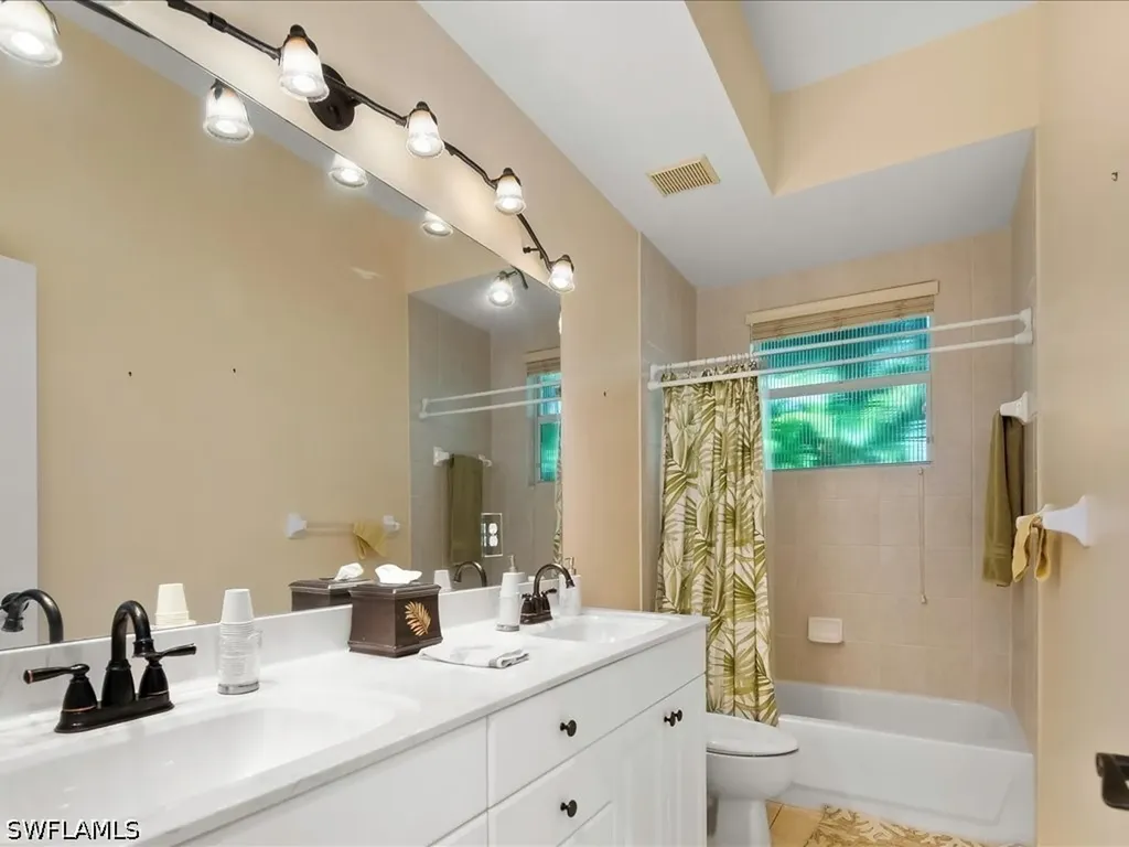 1309 Briarwood Court Naples FL 34104