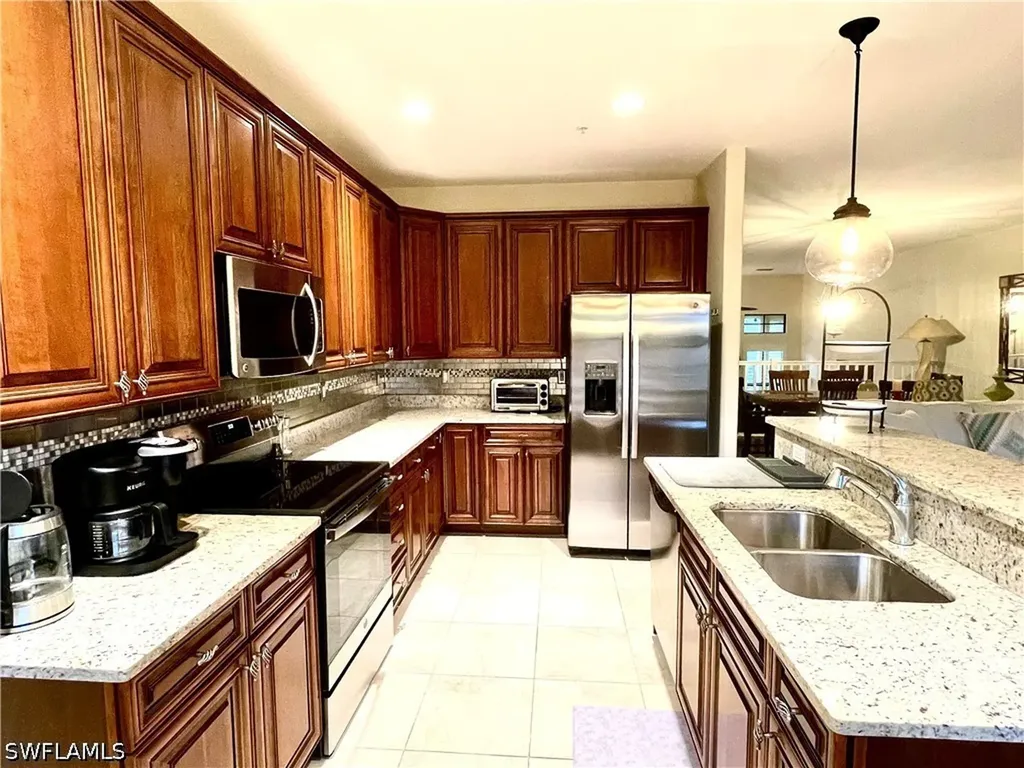 8989 Cambria Circle Naples FL 34113