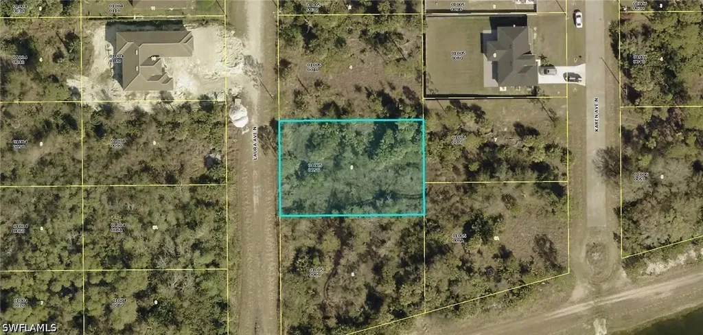 2806 Laura Avenue N Lehigh Acres FL 33971