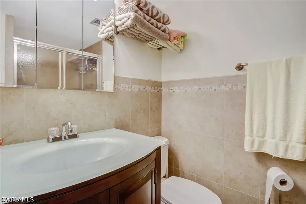 49 High Point Circle S Naples FL 34103