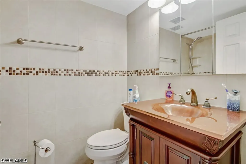 49 High Point Circle S Naples FL 34103